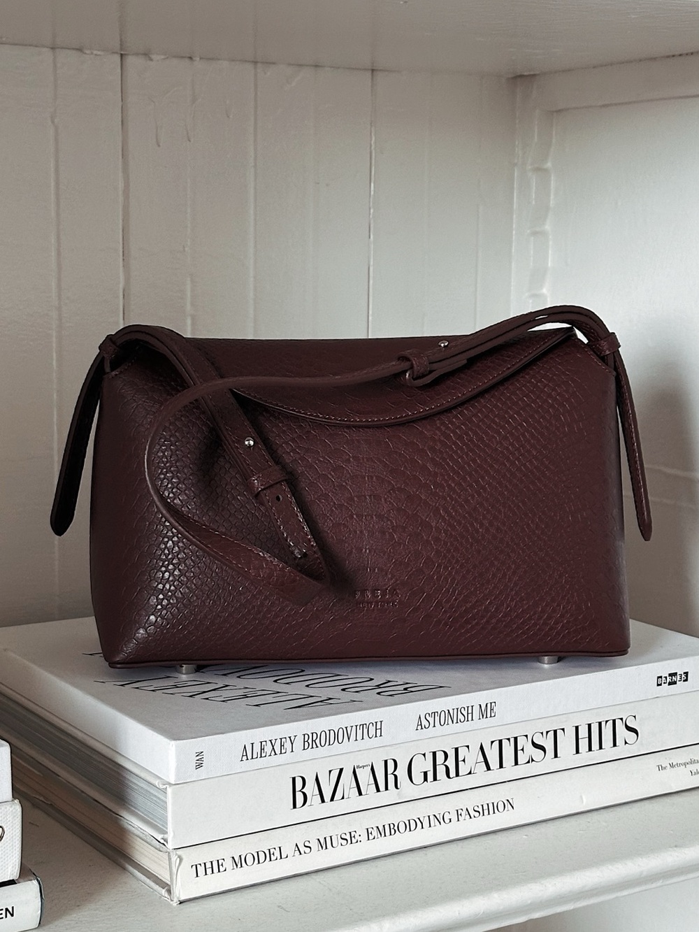 Freja Hudson Bag in Berry Cros